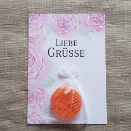 Karte LIEBE GRÜSSE mit kleiner Seife Rosenduft